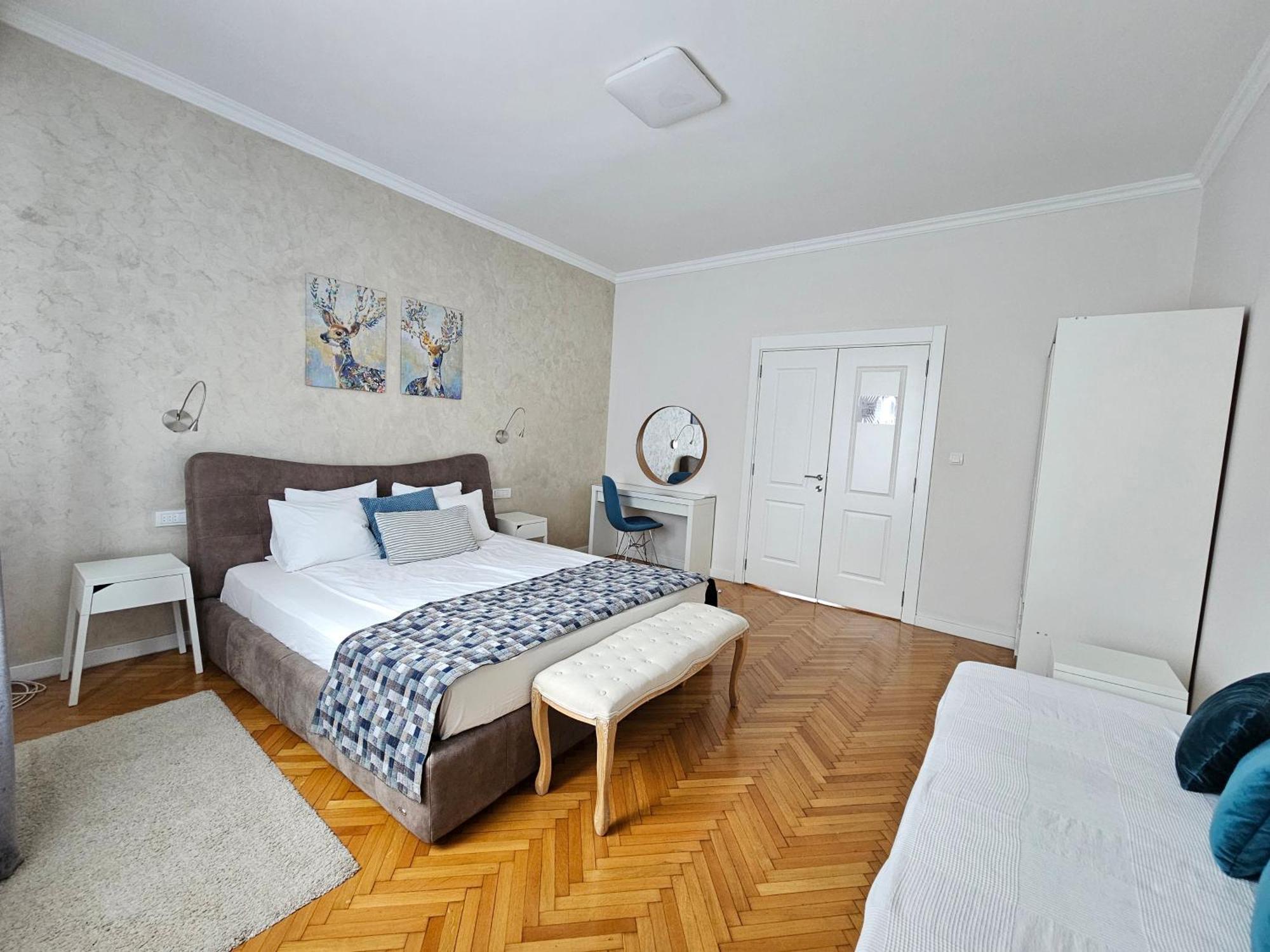 Urban Downtown Apartment Belgrado Esterno foto