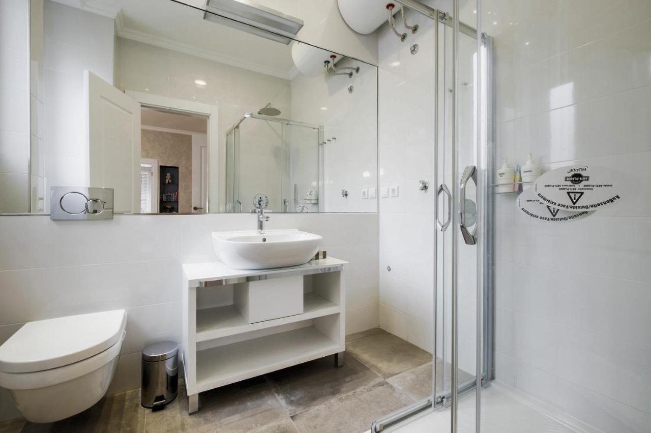 Urban Downtown Apartment Belgrado Esterno foto